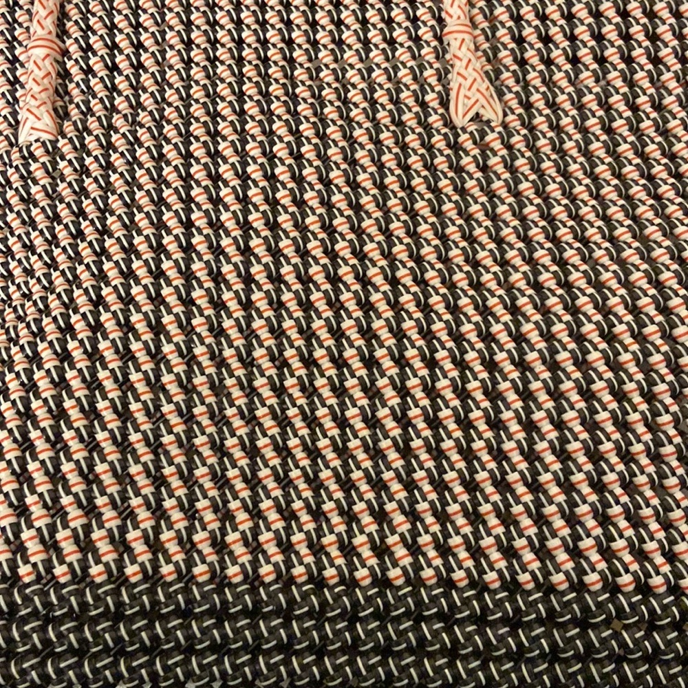 Oversized Large Metallic Vacation Woven Weaved Top Handles Waterproof Tote. - Picture 4 of 4